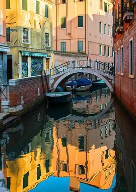 Colorful canals of Venice