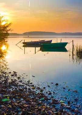 Beautiful Lake Sunrise Lan