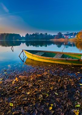 Beautiful Lake Sunrise Lan