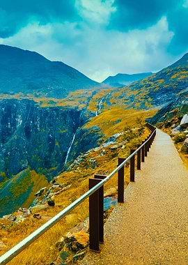 Walkway On The Mountain Tr
