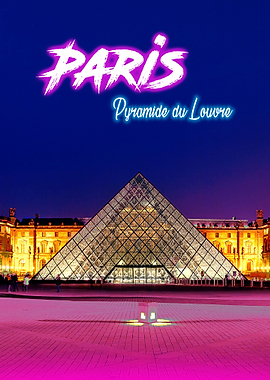 Pyramide du Louvre Paris