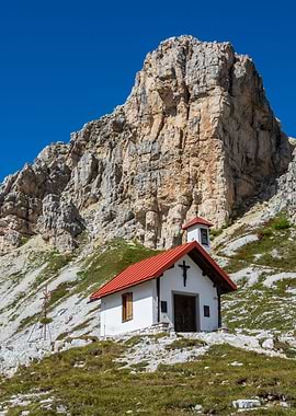 chapel in the dolomites