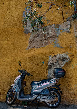 Scooter in Villiefrance