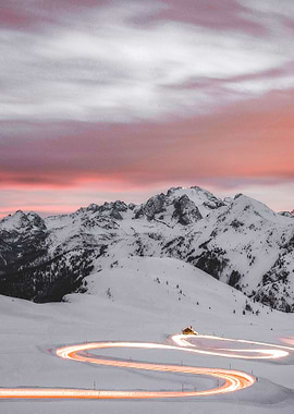 Time lapse of curved Road