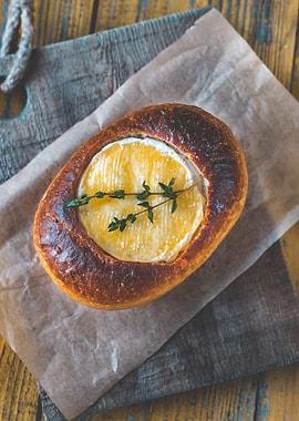 Camembert bread bowl