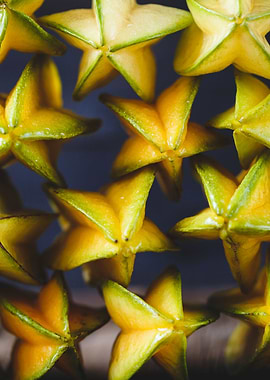 Fresh starfruits