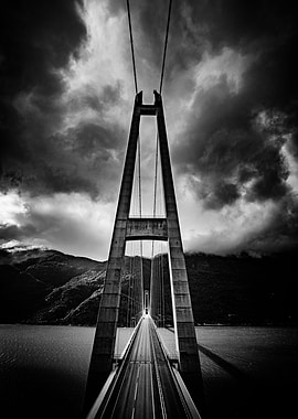 Hardanger Bridge 1 bw