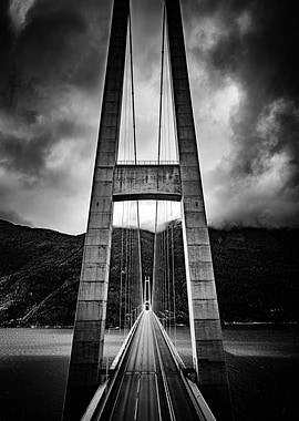 Hardanger bridge 2 bw