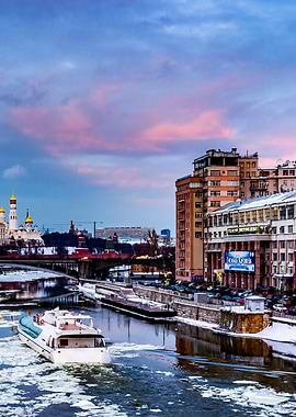 The Kremlin And Boat Right