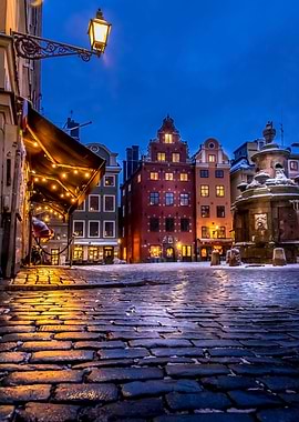 Old Town Winter Night I