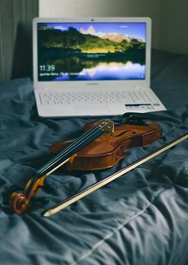 laptop violin