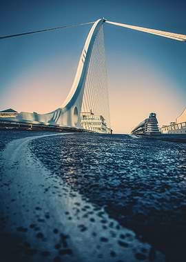 Minimalist bridge view