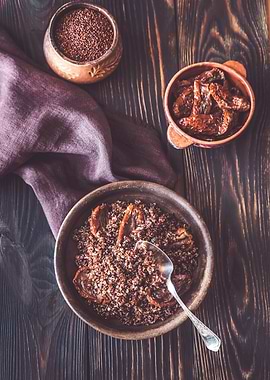Portion of red quinoa