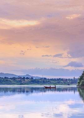 Victoria Nile at sunset