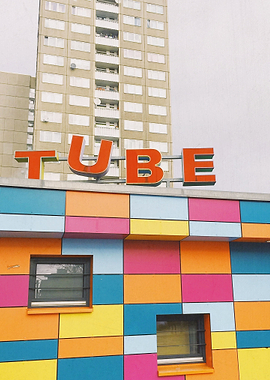 Tube