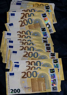 Euro money 200 hundred