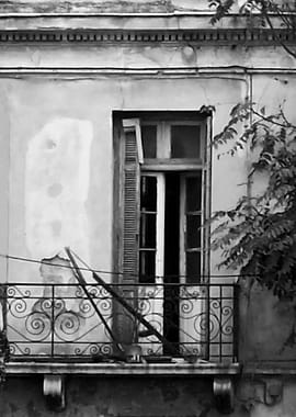 Left by Julia no1 bw