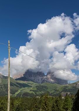 rocky mountain and cloudy