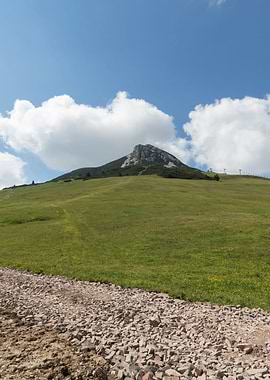 street in the mountain