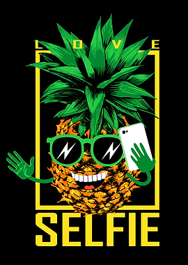 Pineapple making selfie