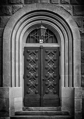 Old church door,B&W,street