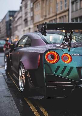 Holographic nissan gtr art