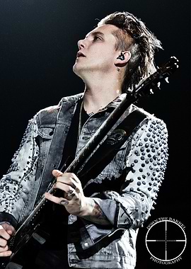 Synyster Gates Guitarist