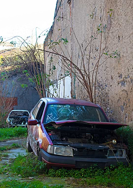 Abounded car