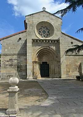 Monastery in Paco de Sousa