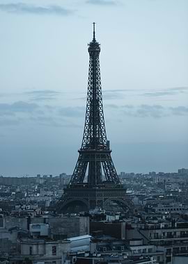 Eiffel Tower at dusk