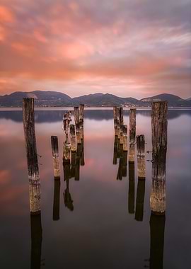 Tuscan sunset mirror lake