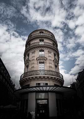 Building Pont Neuf Paris