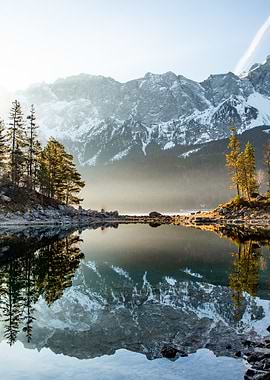 Eibsee sunrise reflection