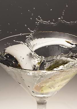 Kiwi falling into drink 1