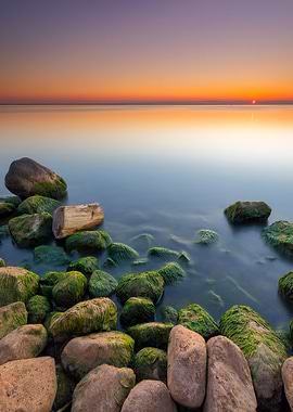 Rocky shorleine sunrise