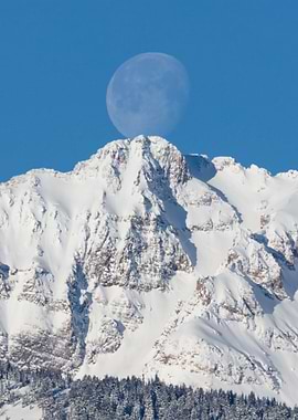 Moon and Mountain