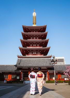 Japanese women in kimono
