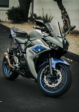 Yamaha R3