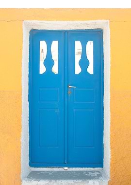 Yellow meets Blue Door 1