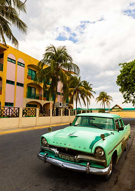 Varadero Colors and Cars