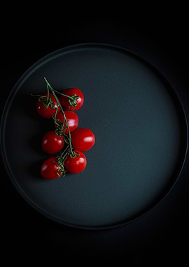 Minimalistic Tomato
