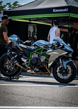 Kawasaki Ninja H2