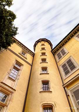 Tour Lyonnaise