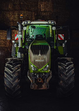 Fendt 828 front view