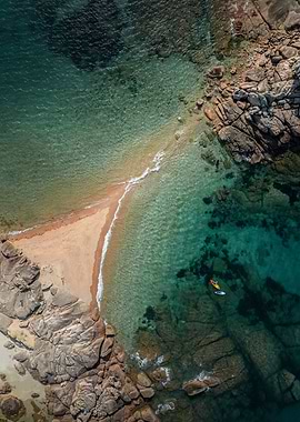 The bridge between Seas