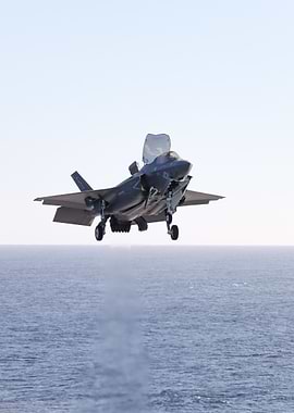 F35 Stealth Landing