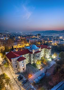 Night over the museum