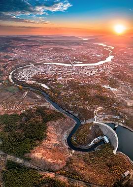 Sunrise over the Ciry