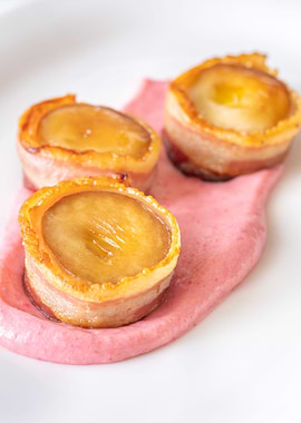 Bacon eryngii scallops