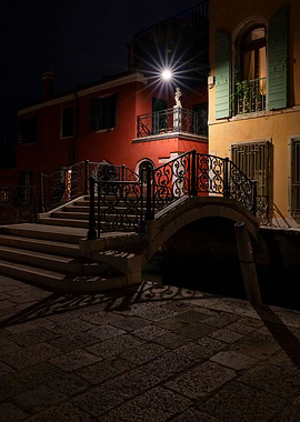 Night walk in Venice